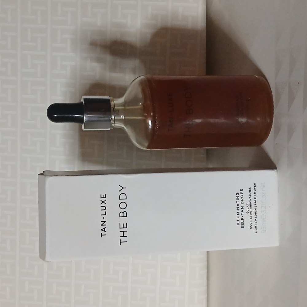Tan-Luxe The Body Illuminating Self-Tan Drops Light/medium Supersize 95 Ml